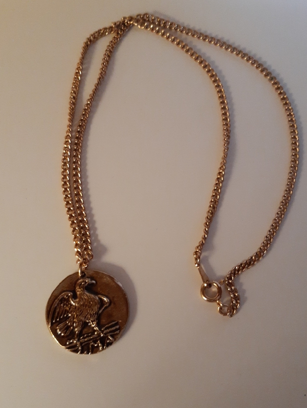 Avon Gold Eagle/Warrior Medallion Necklace
